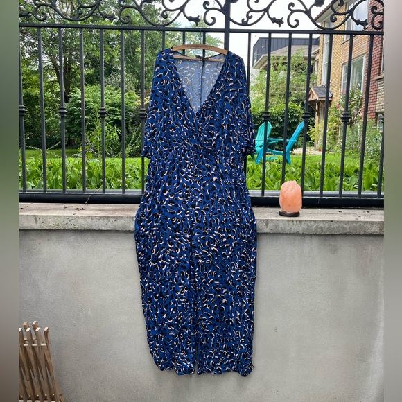 Eloquii Elements Blue Animal Print Jumpsuit Size 20 - Picture 2 of 6